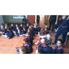 Concurso de Canciones y Baile